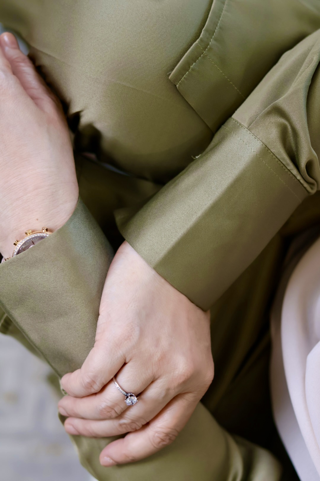 OLIVE BASEERAH PANTSUIT MUSLIMAH EXECUTIVE WEAR OLIVE BASEERAH PANTSUIT MUSLIMAH EXECUTIVE WEAR