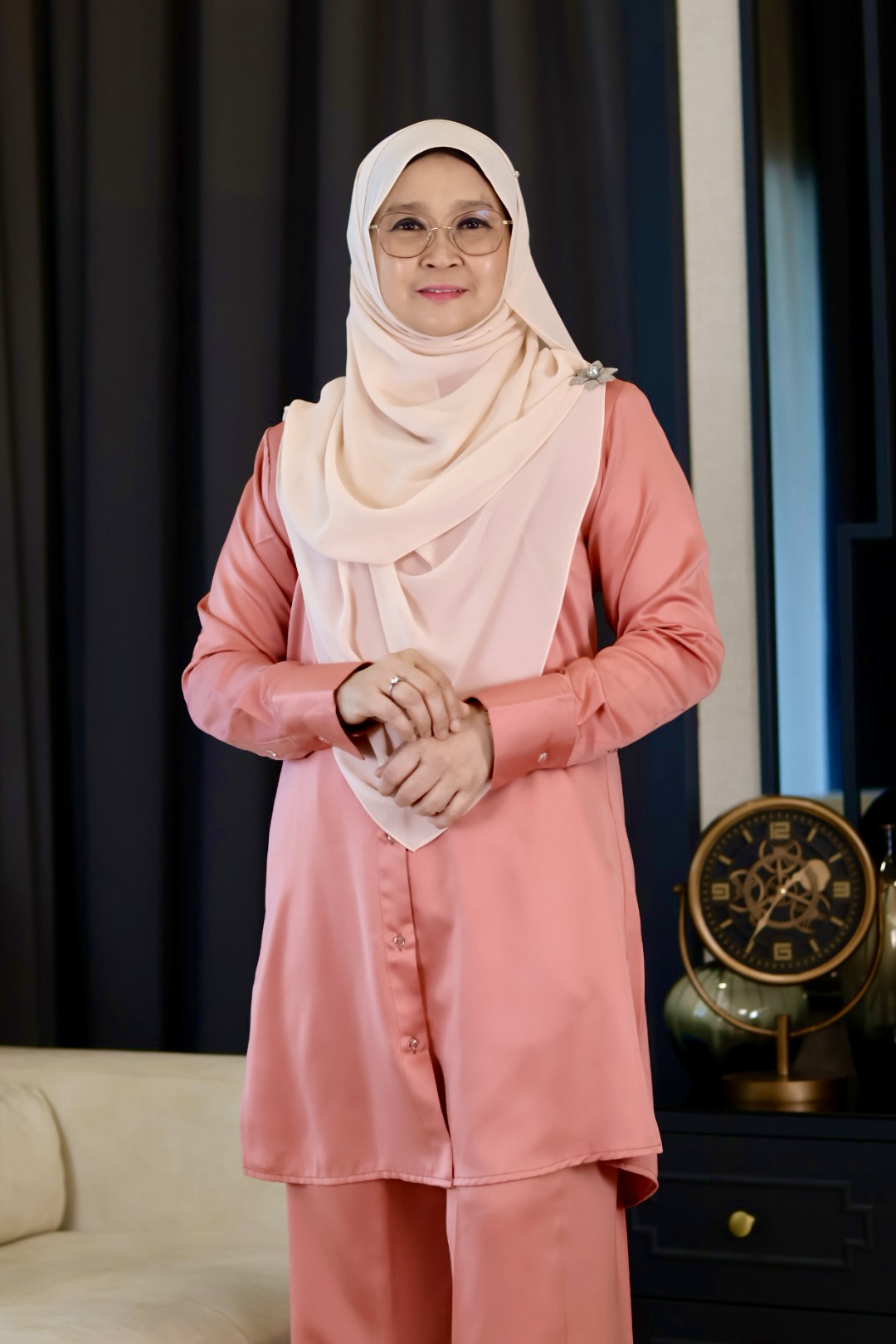 PINK BASEERAH PANTSUIT MUSLIMAH EXECUTIVE WEAR PINK BASEERAH PANTSUIT MUSLIMAH EXECUTIVE WEAR