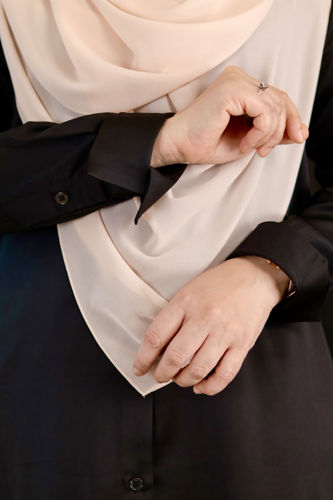 BLACK BASEERAH PANTSUIT MUSLIMAH EXECUTIVE WEAR BLACK BASEERAH PANTSUIT MUSLIMAH EXECUTIVE WEAR