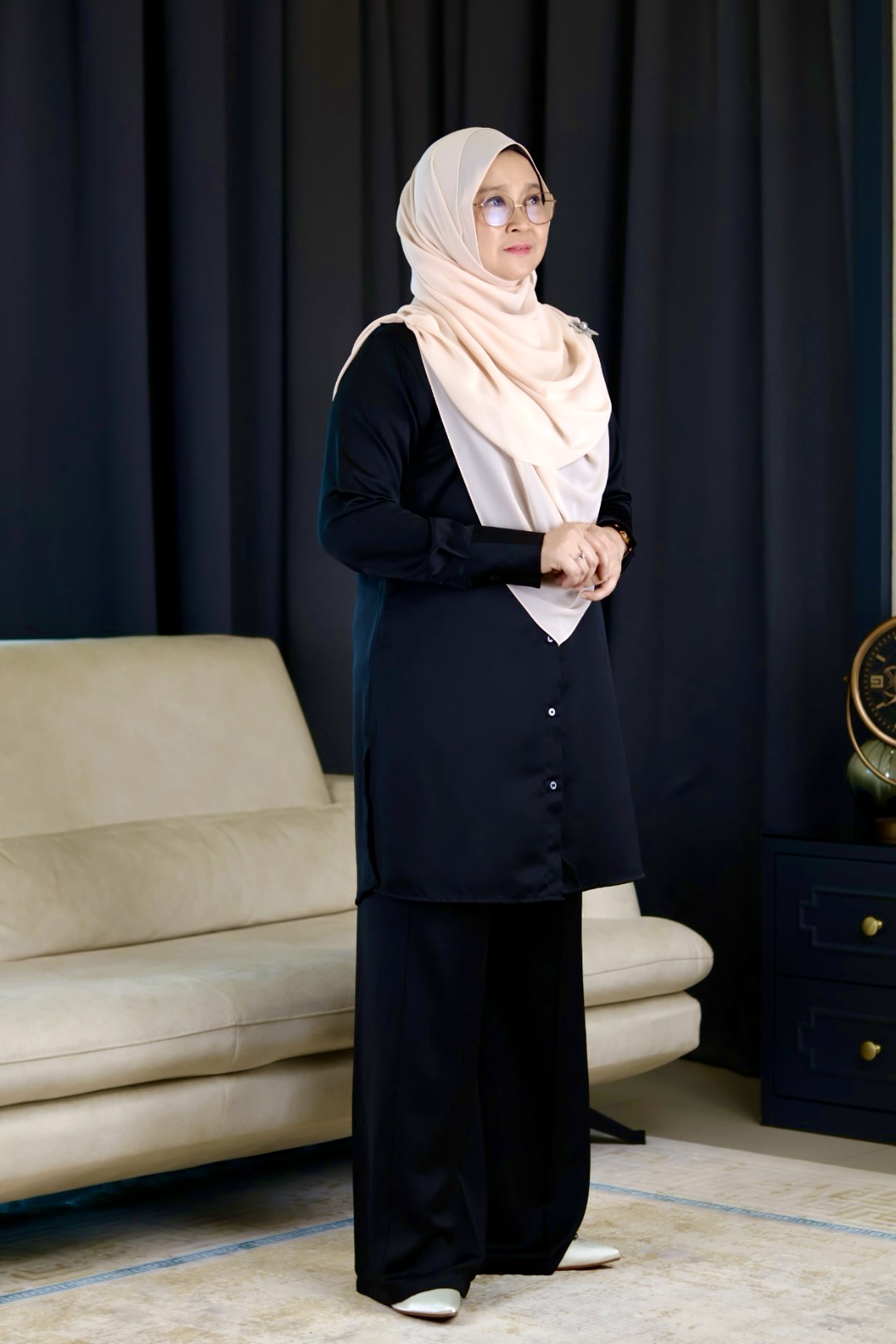BLACK BASEERAH PANTSUIT MUSLIMAH EXECUTIVE WEAR BLACK BASEERAH PANTSUIT MUSLIMAH EXECUTIVE WEAR