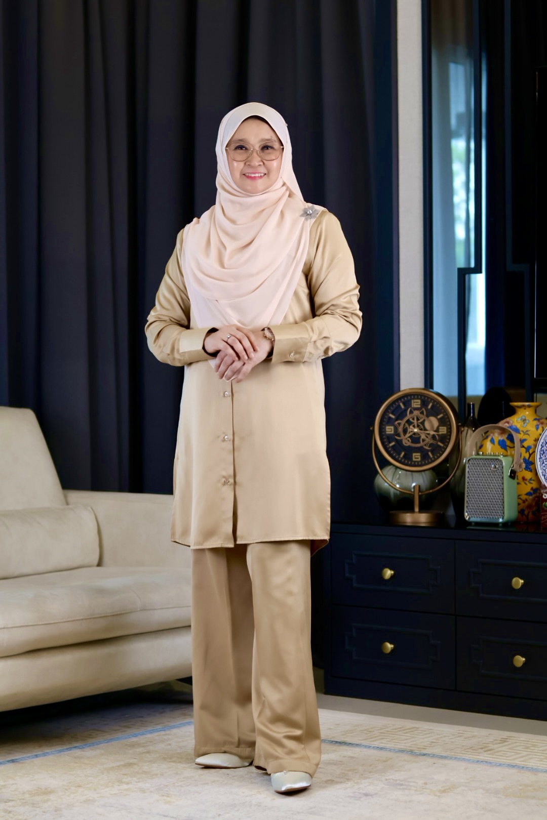 GOLD BASEERAH PANTSUIT MUSLIMAH EXECUTIVE WEAR GOLD BASEERAH PANTSUIT MUSLIMAH EXECUTIVE WEAR